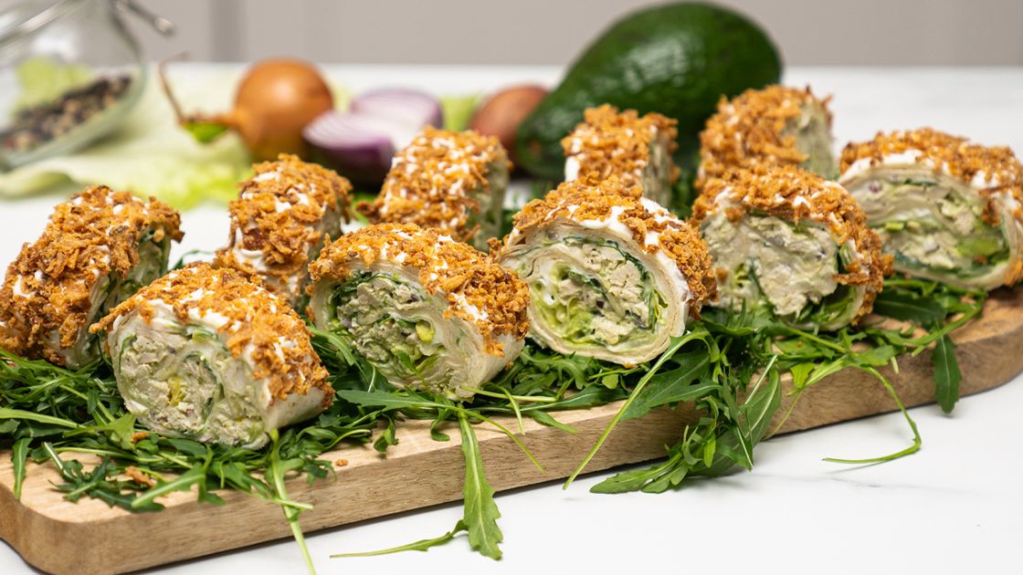 Roladki z tortilli w prażone cebulce- Pyszności