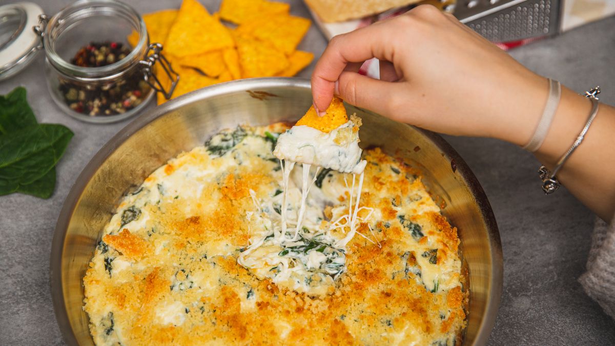 Nachosy z dipem szpinakowym- Pyszności