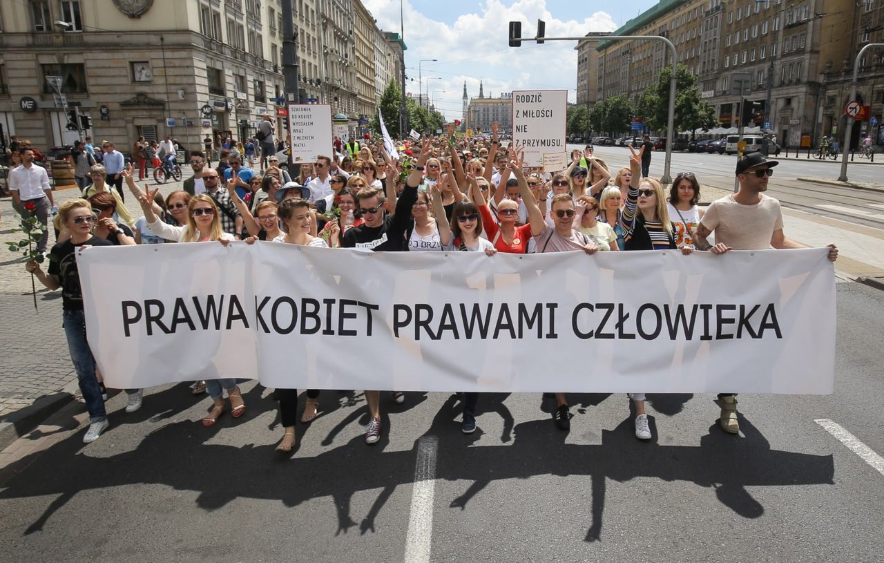 Marsz Godności: To jest ostatni dzwonek dla kobiet w Polsce!
