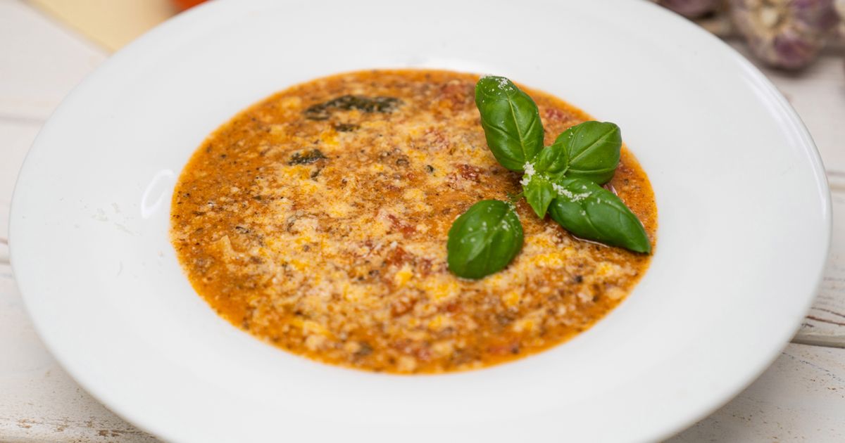 Zupa lasagne. Włoski przysmak w niezwykłym wydaniu