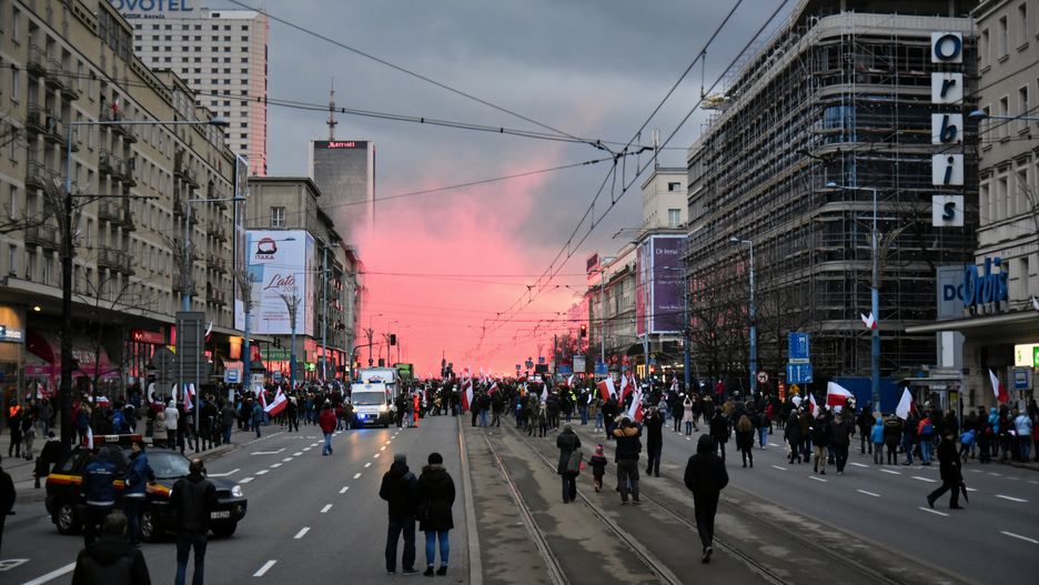 Część uczestników Marszu Niepodległości miała ksenofobiczne hasła na transparentach