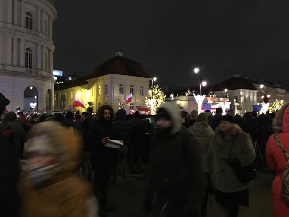 Protest przed Pałacem Prezydenckim.