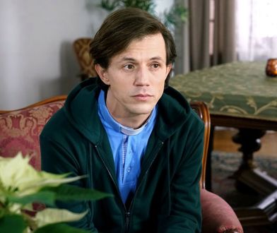 Barwy szczęścia. Ksiądz Tadeusz rzuca kapłaństwo (odcinek 2093 - streszczenie)