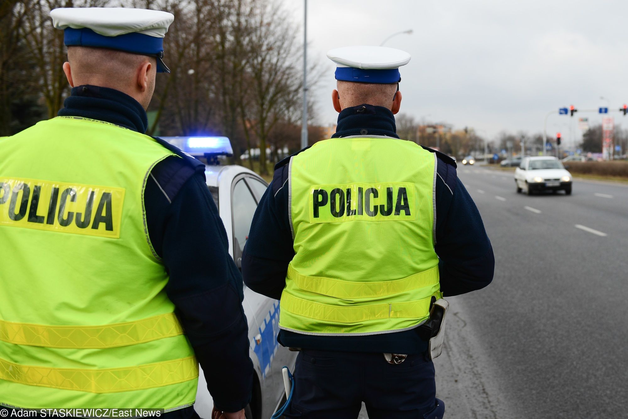 Policjanci z Chorzowa zatrzymali nieletnich, którzy prowadzili samochód wypożyczony na minuty