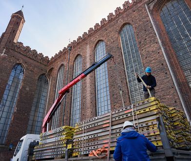 "Niemcy zburzą polski kościół". Ile prawdy jest w tej historii?