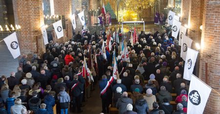 Awantura podczas nabożeństwa. Napastnik obezwładniony przez wiernych