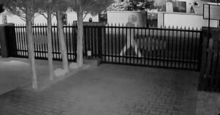 Konin. Zaatakował kościół. W samej bieliźnie i z krzyżem w ręku