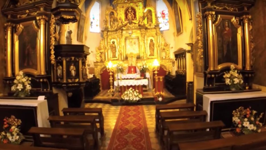 Wnętrze wpisanej do rejestru zabytków parafii św. Jana Chrzciciela w Pilicy