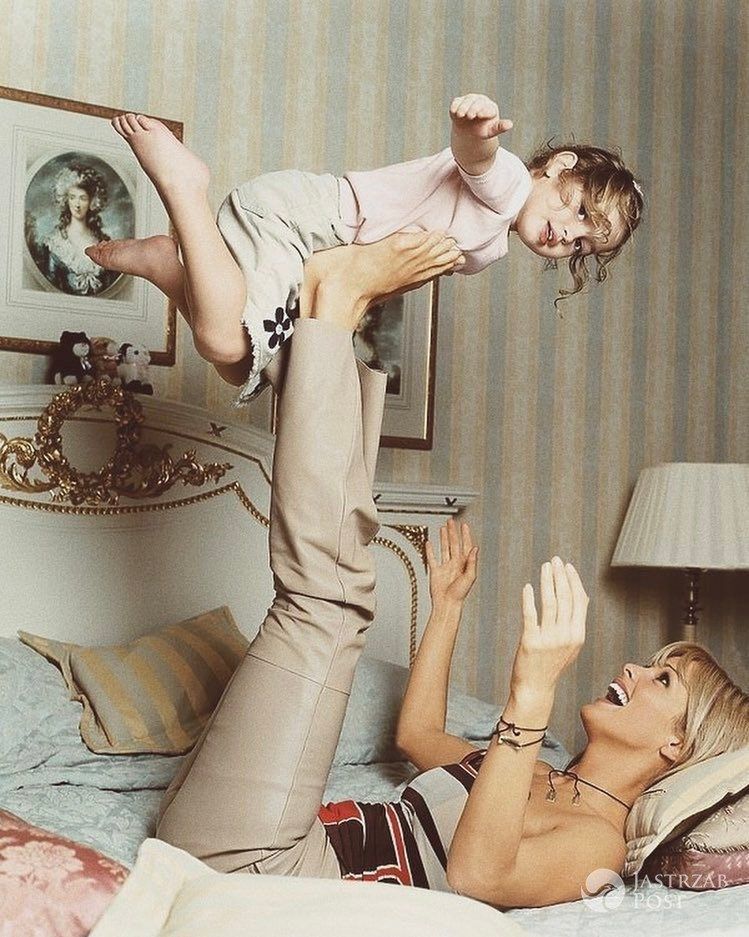 Izabella Scorupco z córką stare zdjęcie