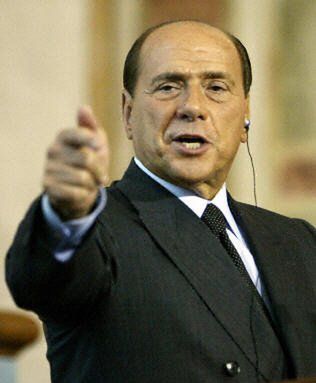Berlusconi: nie udzielałem wywiadu nt. ataku terrorystycznego na Watykan