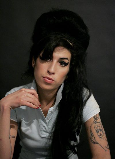 Amy Winehouse - kobieta z pazurem