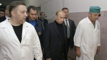 Władimir Putin przyleciał do Biesłanu