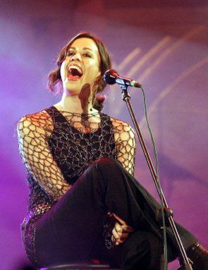 Alanis Morissette Amerykanką