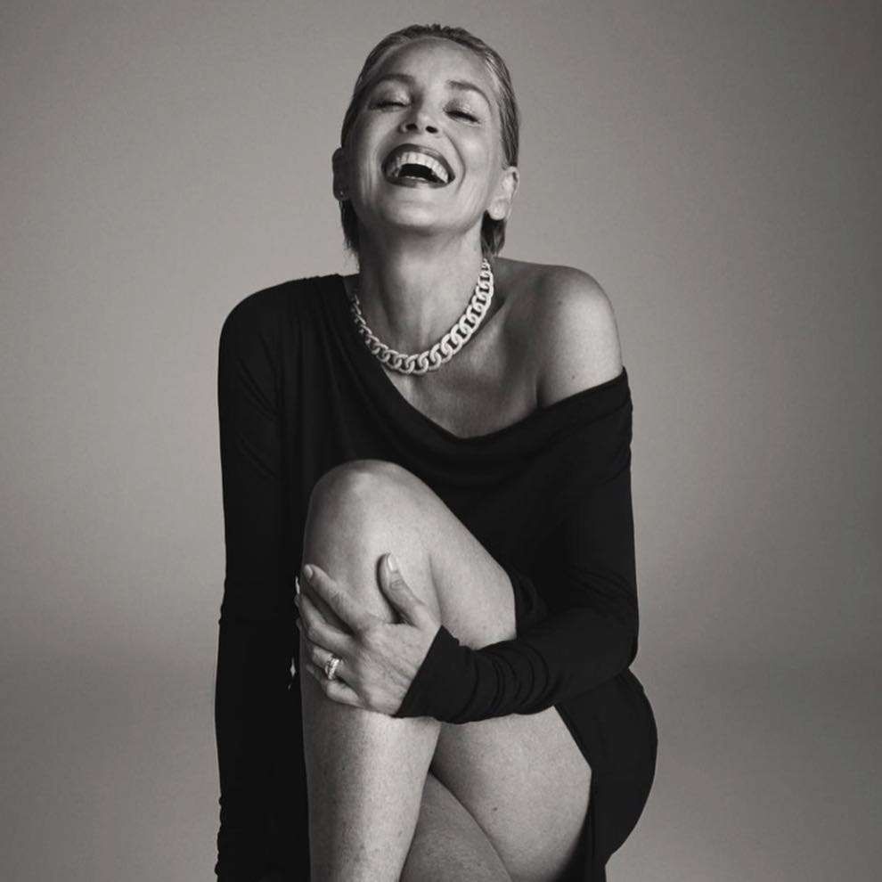 Sharon Stone w najnowszej sesji okładkowej Extraordinary