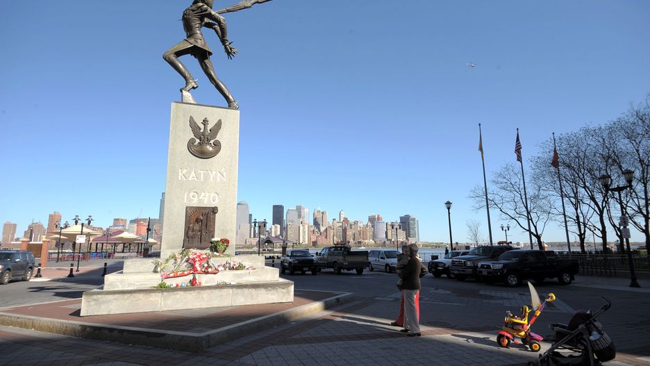 Pomnik katyński w Jersey City