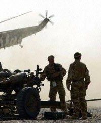 Zderzenie brytyjskich śmigłowców; siedmiu żołnierzy zginęło