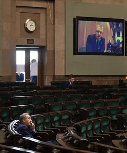 Makowski: "Sejm tabletowy. Czy państwo zdało egzamin z komunikacji kryzysowej?" [OPINIA]