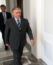 Cimoszewicz: przedterminowe wybory pomyłką J.Kaczyńskiego