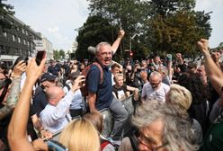 Ograniczenia w dostępie do Sejmu. "Wydawanie jednorazowych kart wstępu zawieszone"