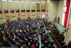 Sejm. Długie wakacje posłów, prawie jak studentów - tyle że płatne