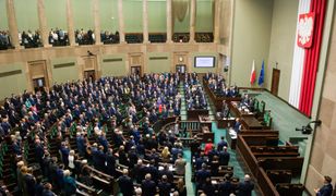 Sejm. Długie wakacje posłów, prawie jak studentów - tyle że płatne