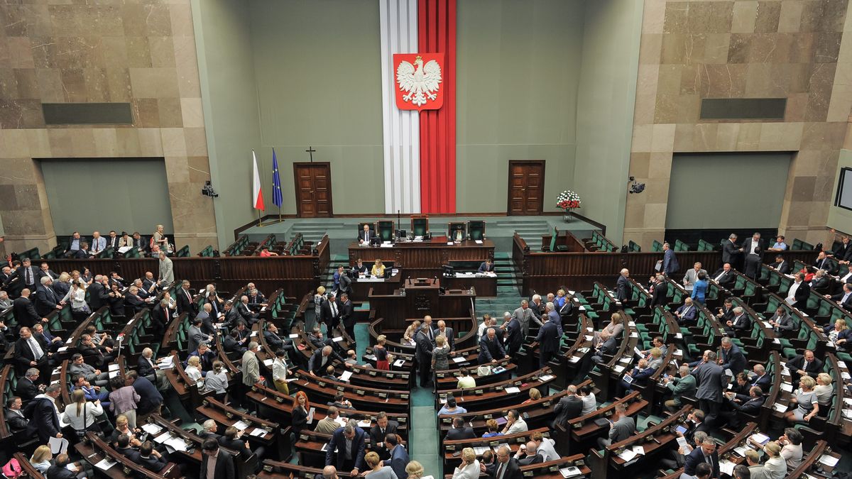 Sejm uchwalił tzw. matczyne emerytury