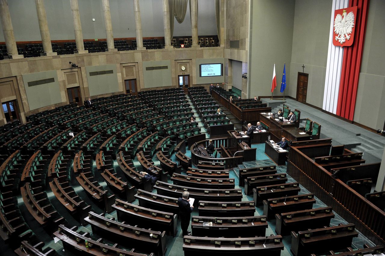 Posłanki zdradzają, jak są traktowane w Sejmie. "Hamulce puszczają"