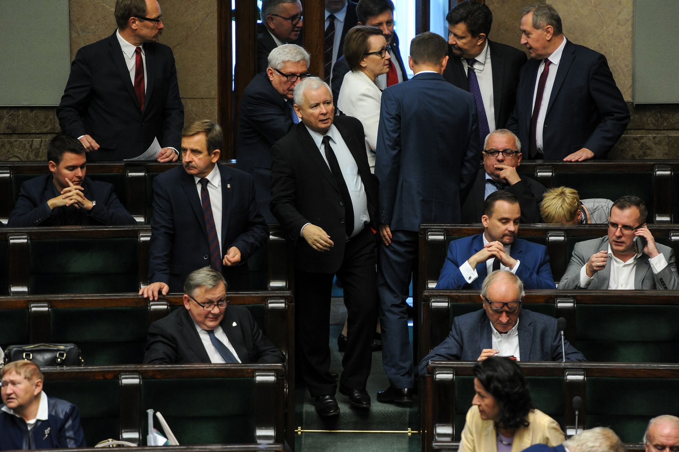 Złe wieści dla PiS. Nowy sondaż