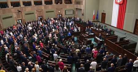 Sejm przyjął uchwałę ws. powstania warszawskiego