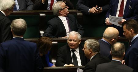 Sztandarowa ustawa PiS trafi do kosza? Politycy ujawniają prawdopodobny scenariusz