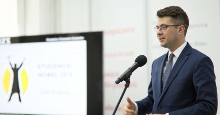 Piotr Mueller zaprzysiężony. Zastąpił w Sejmie Jolantę Szczypińską