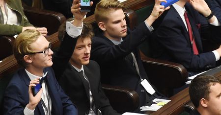 Bunt młodych przeciwko marszałkowi. Zorganizują własny Sejm, szykują protest