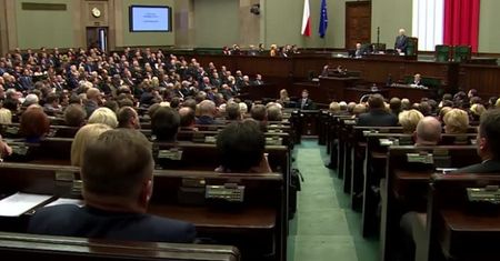 Wybór członków KRS. Co zrobi opozycja w "wyjątkowo trudnej sytuacji"?