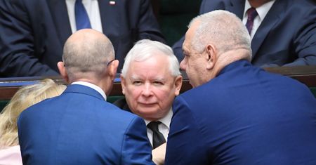 PiS potrzebuje pieniędzy na realizację obietnic. Nawet kosztem naruszenia reguł fiskalnych