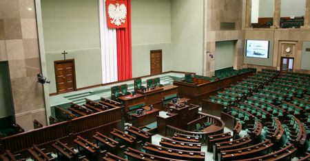 Sejm. Reasumpcja głosowania – czym jest i jak powinna przebiegać?