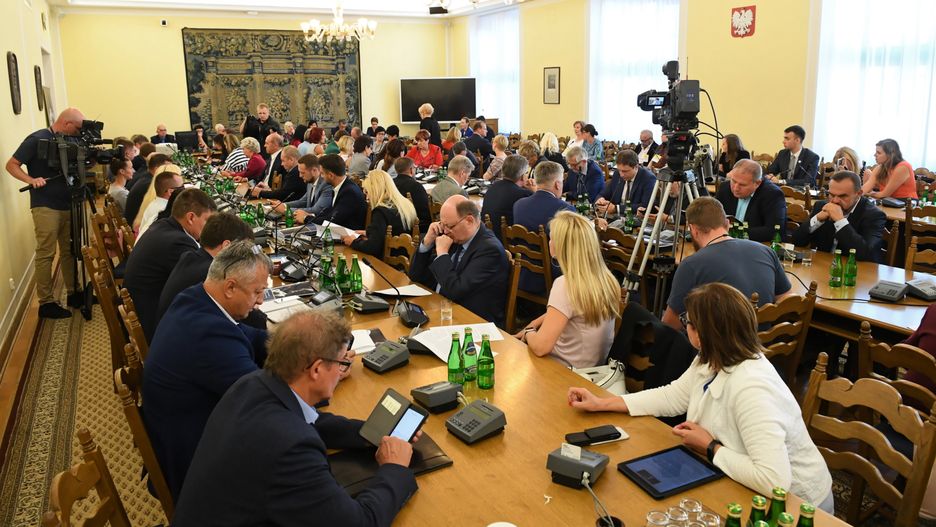 Kandydaci na Rzecznika Praw Dziecka bez rekomendacji