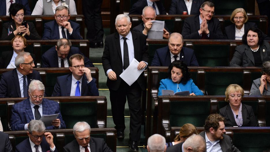 Jarosław Kaczyński na nocnym głosowaniu w Sejmie