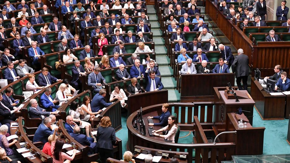 Sejm przyjął poprawki Senatu ws. ustawy o 500+ dla niepełnosprawnych