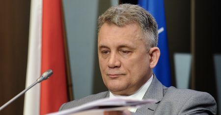 Miało być wielkie sprzątanie po Macierewiczu. A odnaleźliśmy w spółce kolejnego współpracownika