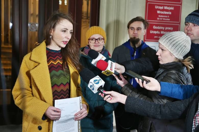Wrocław: Rodzice walczą o PESEL dla córki