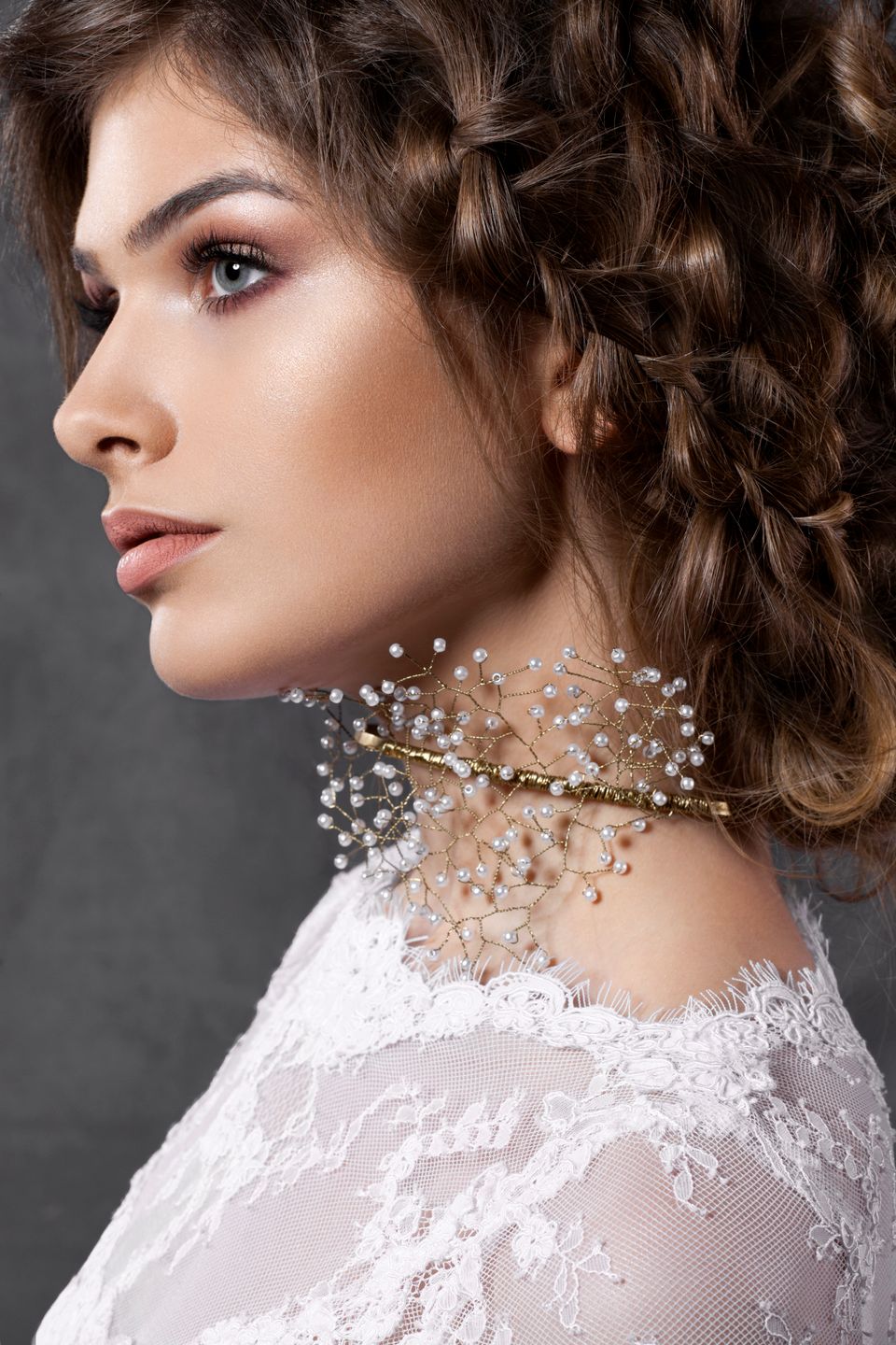 FOTOGRAF – ANNA STELLA TROJANOWSKA (WWW.ANNASTELLA.PL)
MODELKA – LUIZA TOMASZUK
MAKIJAŻ ORAZ FRYZURA – PAULINA CIBOROWSKA
STYLIZACJE –  JN/JOLANTA NIERODZIK 