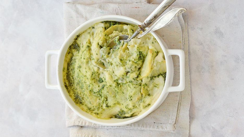 Seler zapiekany z pesto i sosem beszamelowym