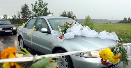 Biała Podlaska. Dramat na ślubie. Weselników z bramy zabrało pogotowie