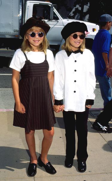 Mary Kate i Ashley Olsen w 1996 roku