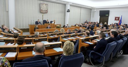 Tarcza antykryzysowa. Senat ma 1800 poprawek