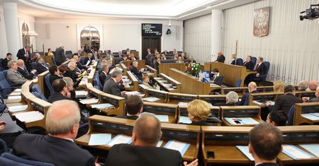 Senat cofa zmiany w ustawie o 500 plus dla osób z niepełnosprawnością