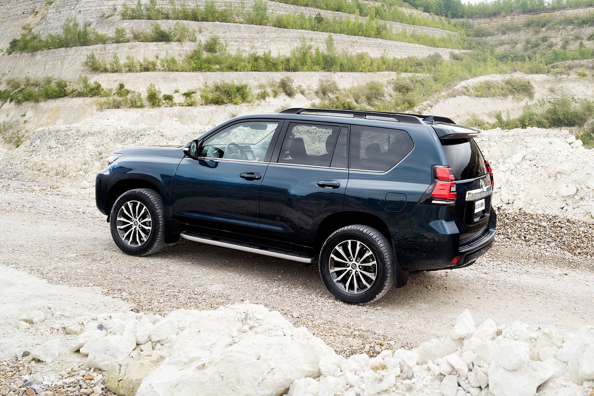 Toyota Land Cruiser Prado (2017) 