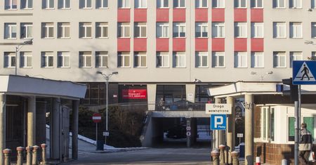 Śledztwo ws. ciała porzuconego przed szpitalem przy ul. Szaserów. Nowe fakty