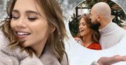 Agnieszka Kaczorowska w świątecznej sesji z rodziną. Córeczki aktorki gwiazdami kadru. Ale pięknie!