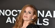 "Rajska plaża": Isla Fisher podkreśliła seksowny dekolt